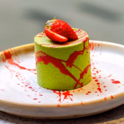 Matcha Strawberry Eclat